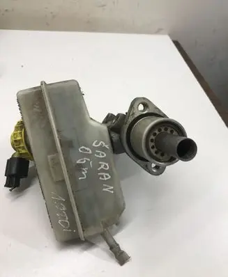 Volkswagen Sharan Master brake cylinder 7M4611303