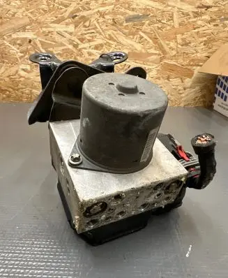 Volkswagen PASSAT CC ABS Pump 3AA614109AQ 54085622Z 17654081