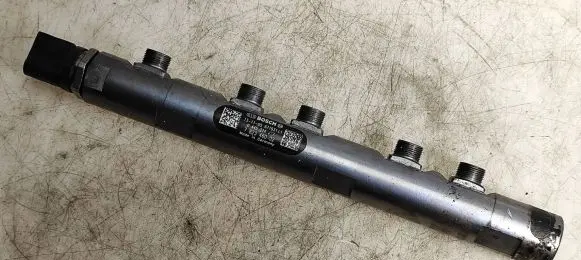 Mini Cooper Countryman R60 Fuel main line pipe 782346002 0445214277 671931