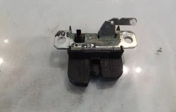 Volkswagen Cross Polo Tailgate/trunk/boot lock/catch/latch 6Q6627505D
