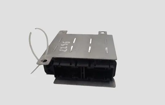 KIA Carens II Airbag control unit/module 0K2FE677F0