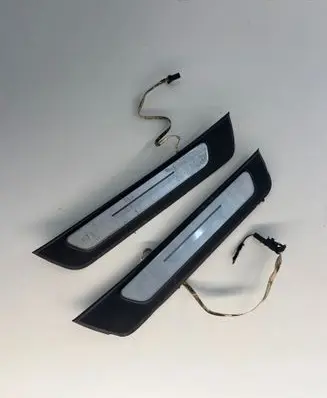Audi A6 S6 C8 4K side skirts sill cover 4K0947424 4K0947423