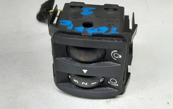 Renault Trafic III (X82) Headlight level height control switch 251900567R