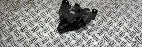 Engine bonnet/hood lock/catch