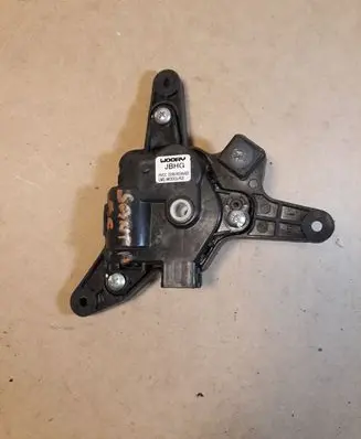 Hyundai Santa Fe Air flap motor/actuator D266NE9AA02