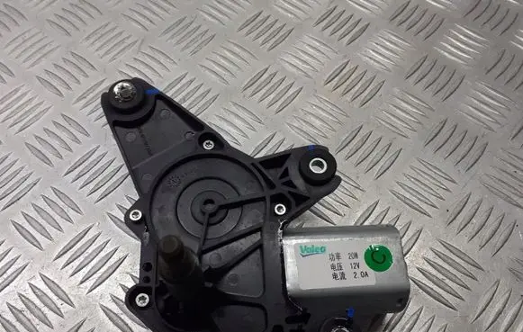 Opel Mokka X Rear window wiper motor 96955193