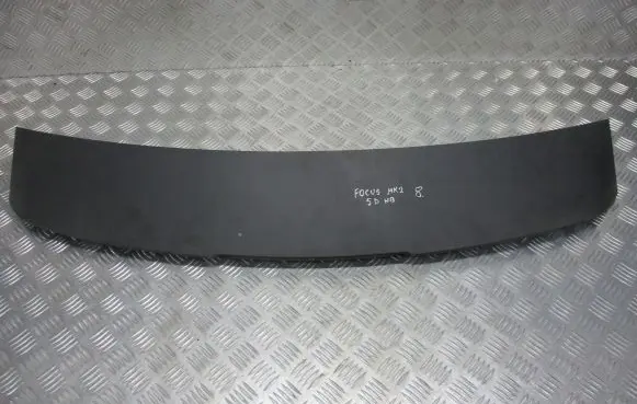 Ford Focus Tailgate/trunk spoiler 