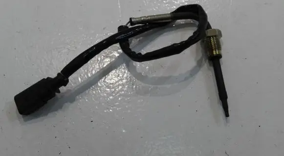 Volkswagen Touareg III Exhaust gas temperature sensor