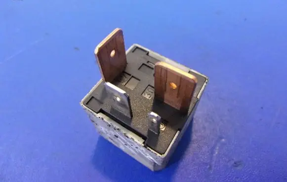 Seat Ibiza II (6k) Other relay 357911253A