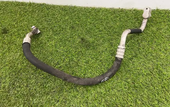 Audi A4 S4 B8 8K Air conditioning (A/C) pipe/hose 8T0260701c