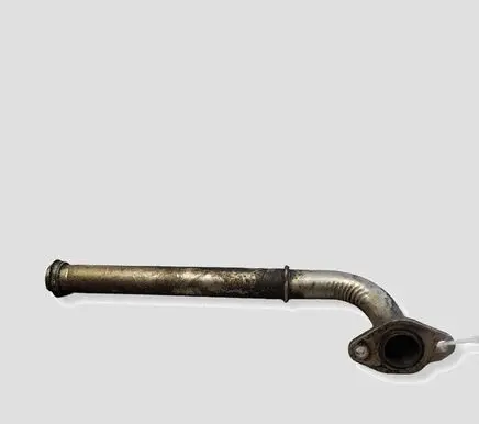 Volkswagen PASSAT B6 Engine coolant pipe/hose
