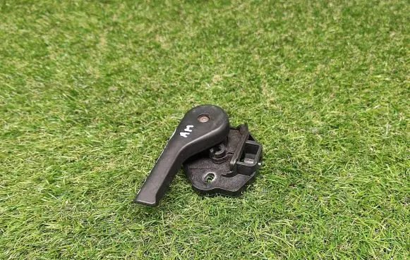 Ford Explorer Engine bonnet (hood) release handle 6L2416B975A