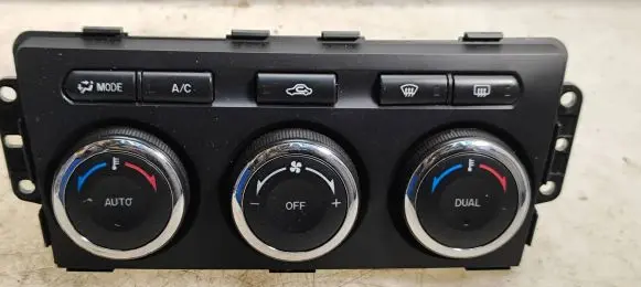 Mazda 6 Climate control unit GER761190A T1014731P 01118EA023