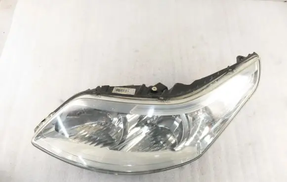 Citroen C4 I Headlight/headlamp 9646893980