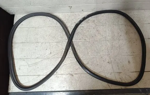 Audi A6 S6 C7 4G Front door rubber seal 