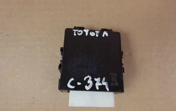 Toyota Auris 150 Window wiper relay 8594012160