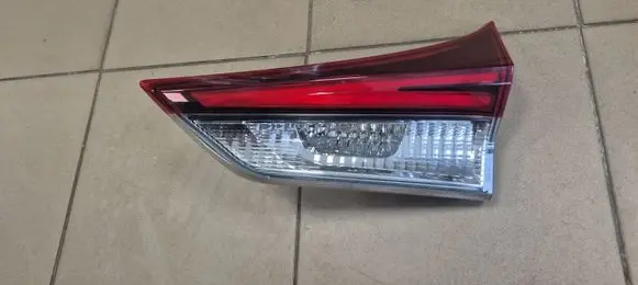 Toyota Auris E180 Tailgate rear/tail lights 