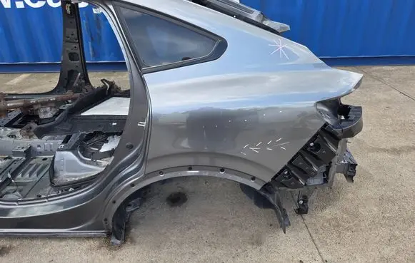 Rear quarter panel