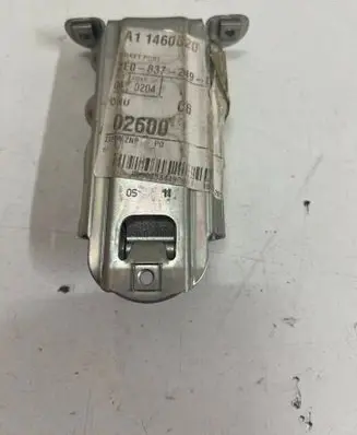 Mercedes-Benz Sprinter W906 Front door check strap stopper 2E0837249