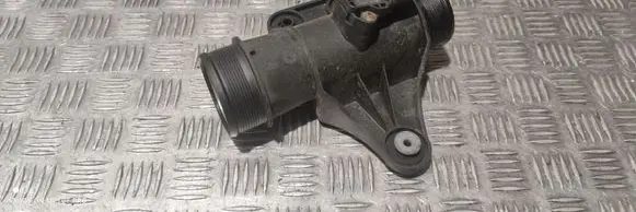 Mercedes-Benz C W205 Intercooler pipe mounting bracket 4G0145673