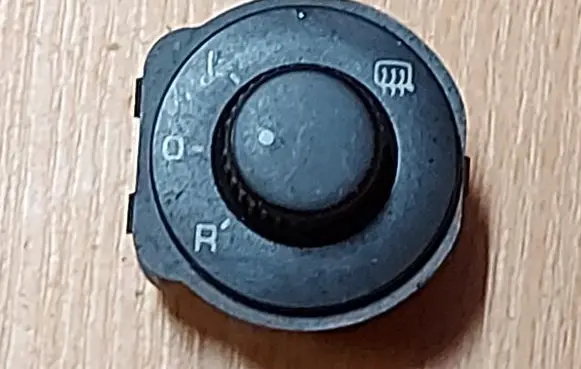 Skoda Octavia Mk2 (1Z) Wing mirror switch 1Z1959565E