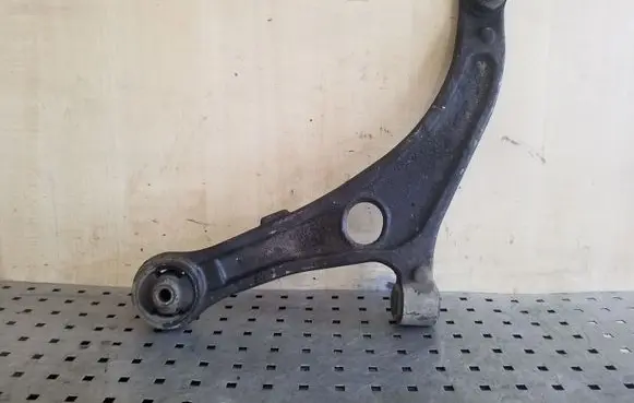 Hyundai i40 Front lower control arm/wishbone