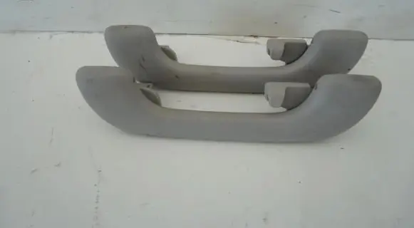 Renault Laguna III Front interior roof grab handle 739400002R