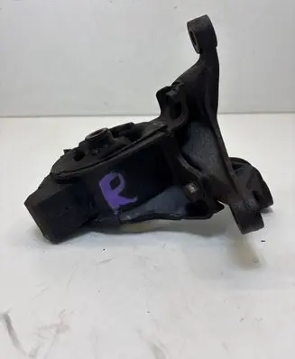 Honda Prelude Engine mounting bracket