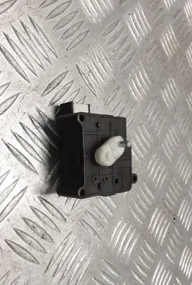 Toyota Corolla Verso E121 Air flap motor/actuator 1138002051