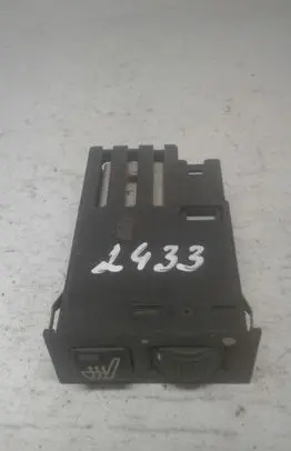 BMW 5 E39 Seat heating switch 03055000