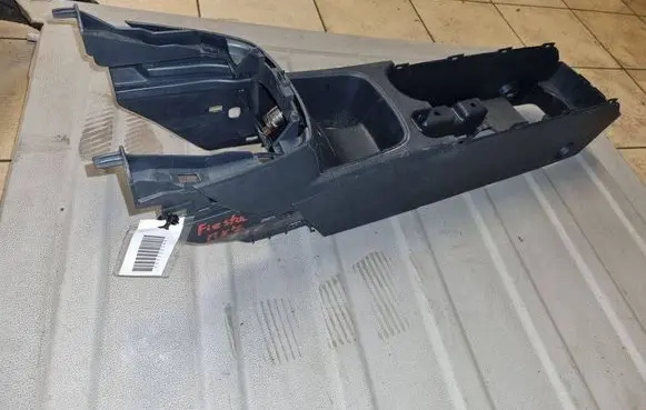Ford Fiesta Center console 0526100792601