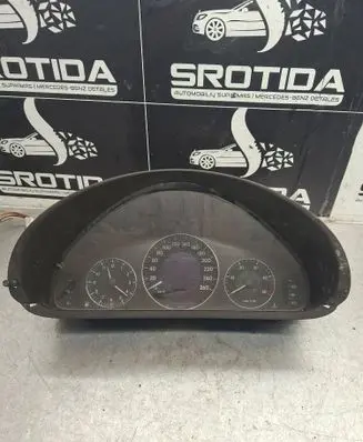 Mercedes-Benz CLK A209 C209 Speedometer (instrument cluster) A2095403511 110080251005