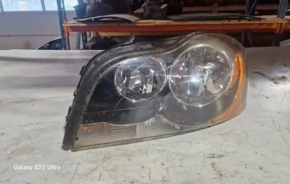 Volvo XC90 Headlight/headlamp