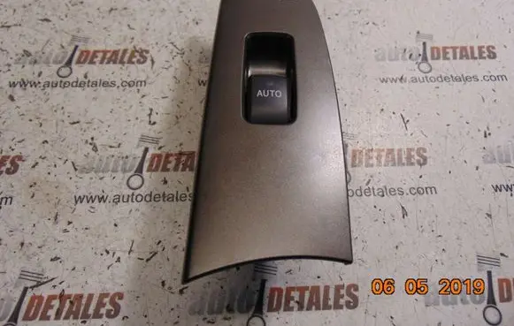 Lexus IS 220D-250-350 Electric window control switch 7427153050