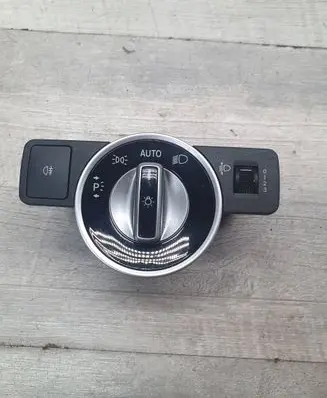 Mercedes-Benz C W204 Light switch A2129050651 10091532 9107
