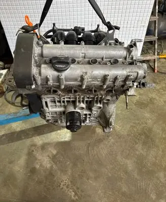 Volkswagen Golf V Engine 030103019AC