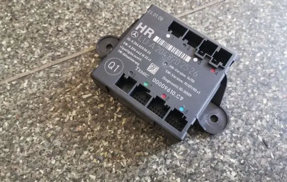 Mercedes-Benz C W204 Other control units/modules A2048702526