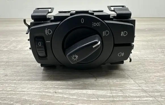 BMW 1 E81 E87 Light switch 6932794 33600102 0262