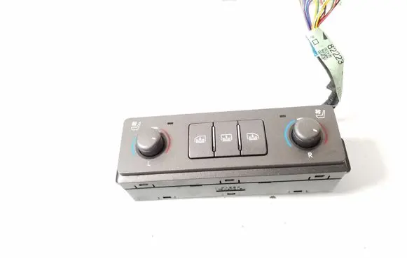 Lexus LS 460 - 600H Seat heating switch 8222350110