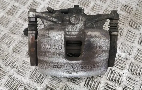 Volkswagen Golf VIII Front brake caliper
