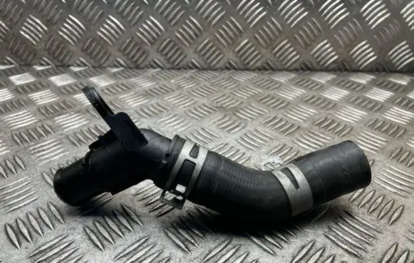 Toyota C-HR I Engine coolant pipe/hose 