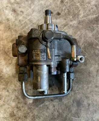 Opel Meriva A Fuel injection high pressure pump 8973138624 HU2940000073