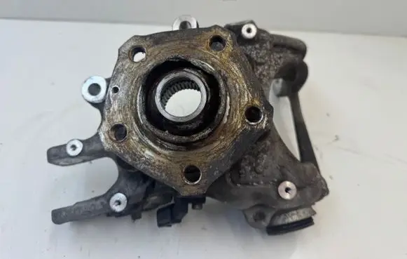 Porsche Macan (95B) Rear wheel hub 8R0505436C
