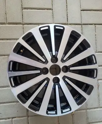 Renault Clio IV R15 alloy rim 