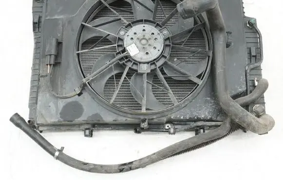 Mercedes-Benz SLK R170 Coolant radiator 2025003203