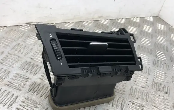 BMW 5 E60 E61 Dashboard side air vent grill/cover trim 64226910731 5112001 14121810