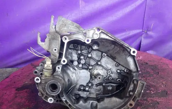 Peugeot 1007 Manual 5 speed gearbox 20CQ50