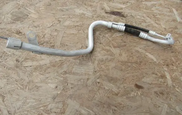 Mercedes-Benz SL R231 Air conditioning (A/C) pipe/hose A2318300415