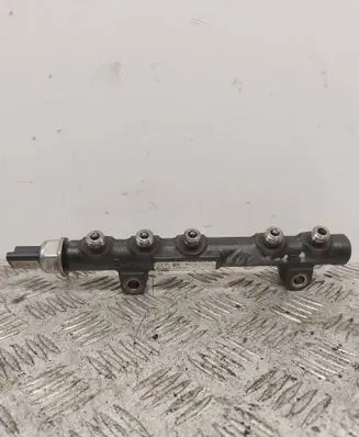 Ford Focus Fuel main line pipe 9685297580 111790320 28497Z