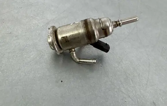 BMW 2 F46 AdBlue injector 8580209